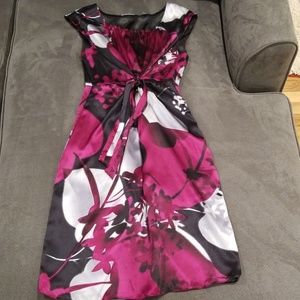 2 for 30$ Tahari 100% Silk dress